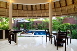 Room & Suite