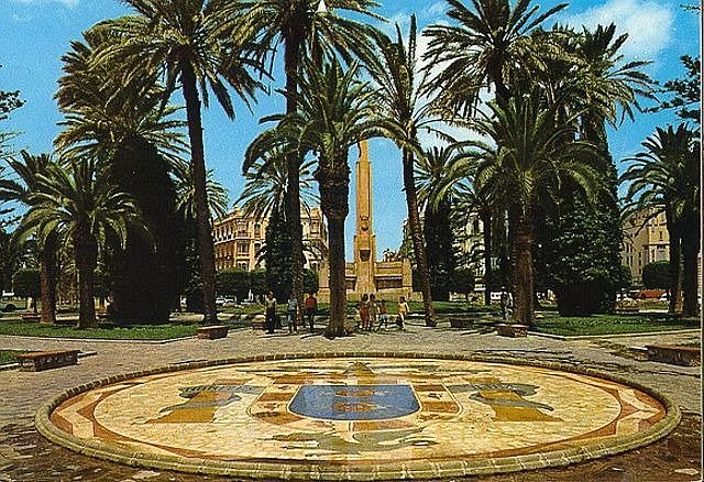 Plaza de Espana image