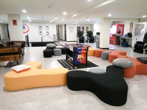 Hotel Fun - Linsen Branch in Zhongshan District, image may contain: Furniture, Couch, Computer Keyboard, Indoors