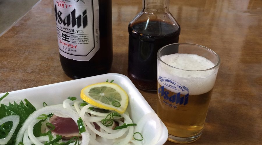 かつおのたたきとビール