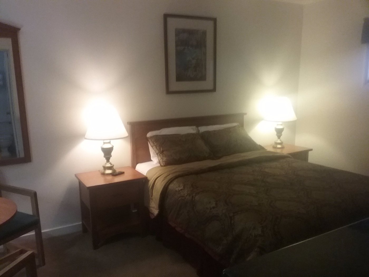 CEDAR LODGE MOTEL - Updated 2024 Prices & Reviews (Dunsmuir, CA)