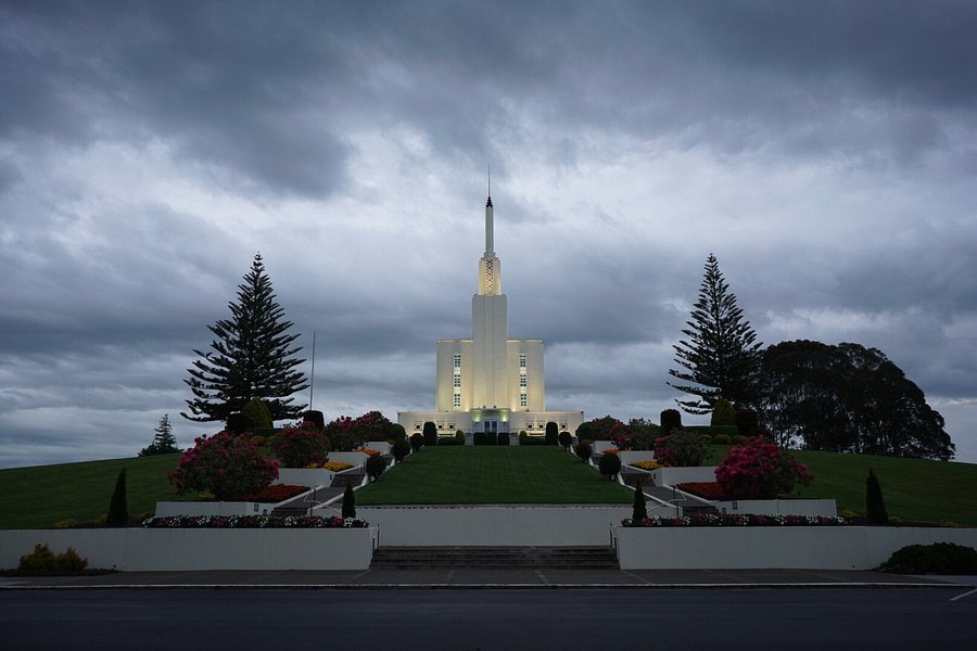 hamilton mormon temple tours