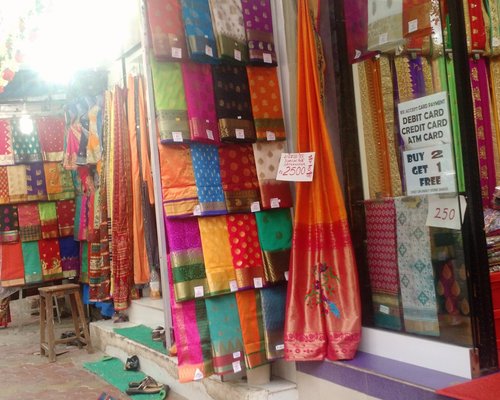 7 Best Gift Shops In Mumbai For Unique & Memorable Presents