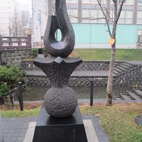 モニュメント