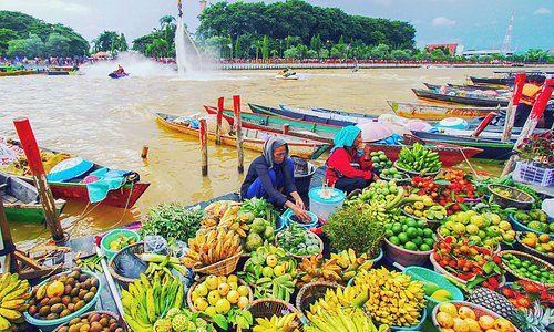 Floating Market in Banjarmasin