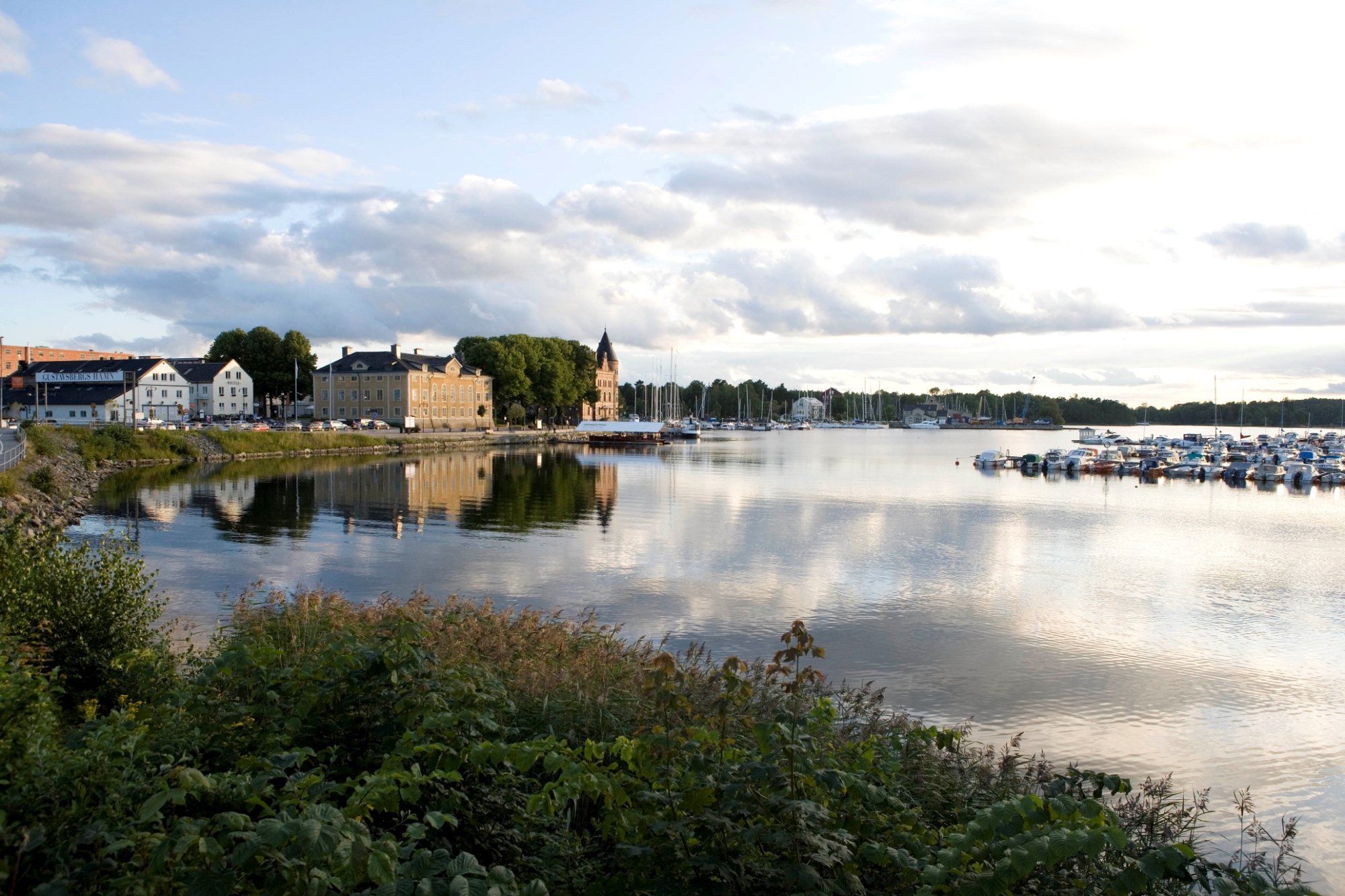 HOTELL BLA BLOM - Prices & Hotel Reviews (Gustavsberg, Sweden)