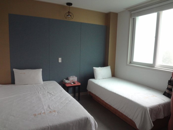 CHAMPION HOTEL $20 ($̶2̶7̶) - Prices & Reviews - Jeju, South Korea