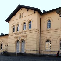 Talbahnhof