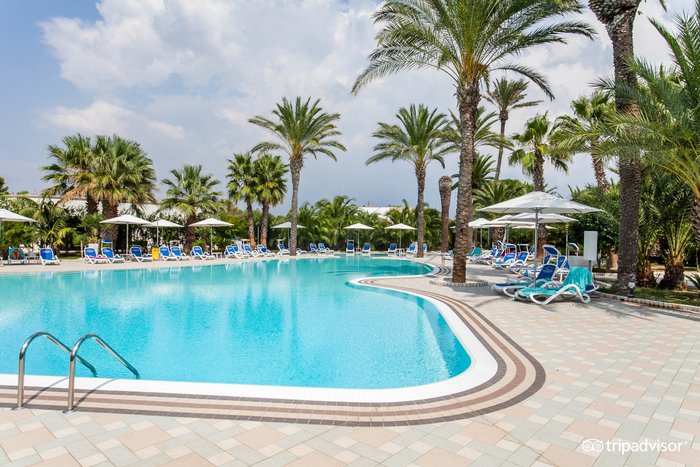 Giardino Dei Pini Pool Pictures & Reviews - Tripadvisor