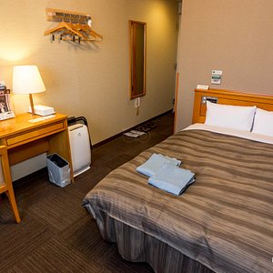 The Double Room with Small Double Bed at the Hotel Route Inn Aomori Ekimae