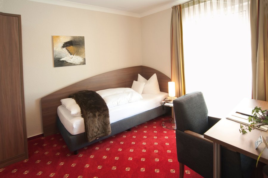 isselhorster landhaus prices hotel reviews gutersloh germany tripadvisor