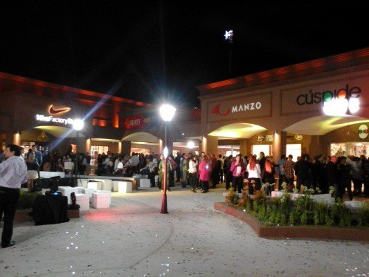 outlet nike la plata como llegar