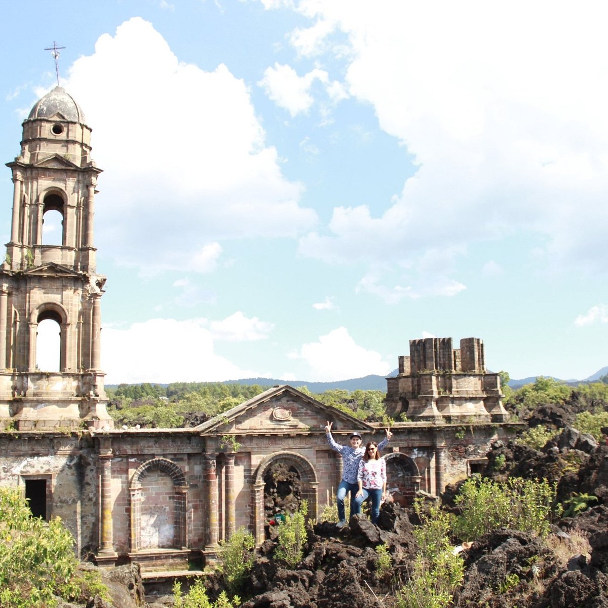 Antigua Iglesia de San Juan Parangaricutiro, Angahuan Antigua Iglesia de San Juan Parangaricutiro, Angahuan