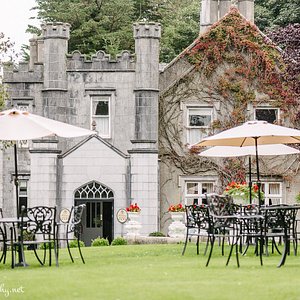 The Stunning Exterior of the 4* Abbey Manor Hotel, Roscommon with 3 acres of private grounds