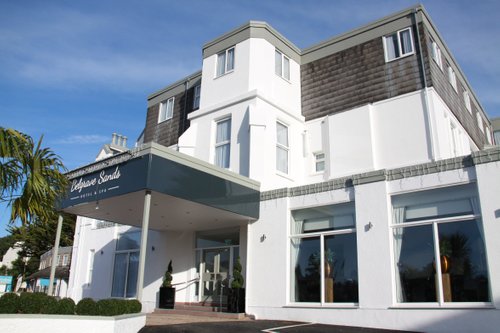 Extremely comfortable beds. - Review of Premier Inn Torquay Seafront ...