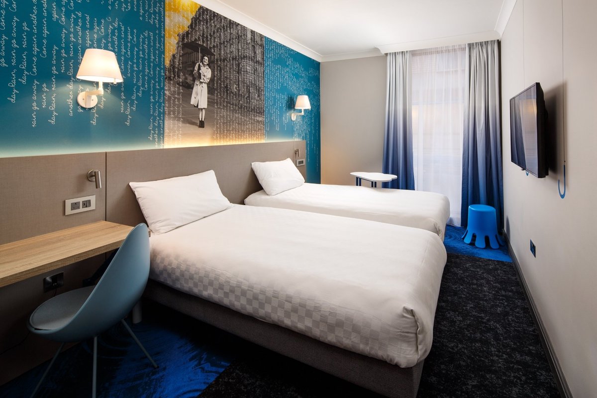 Ibis Styles Manchester Portland Street Rooms: Pictures & Reviews ...