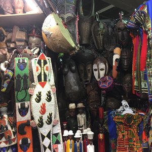 FORDSBURG SQUARE FLEA MARKET (Johannesburg) - All You Need to Know ...