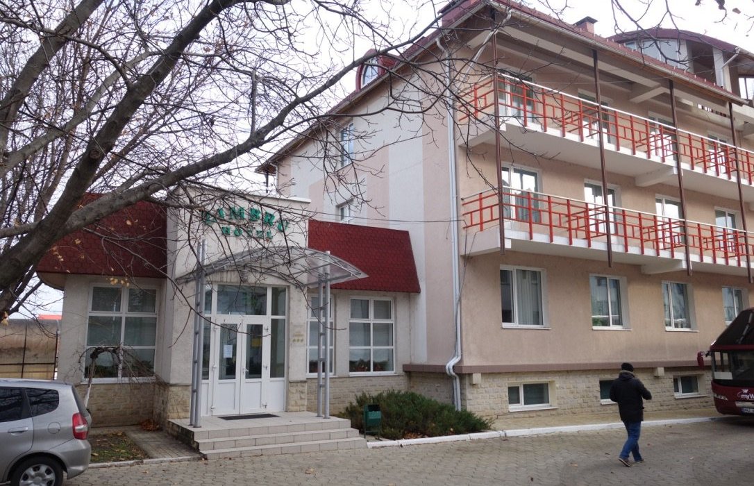 Zimbru Hotel image