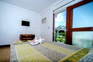 Room & Suite