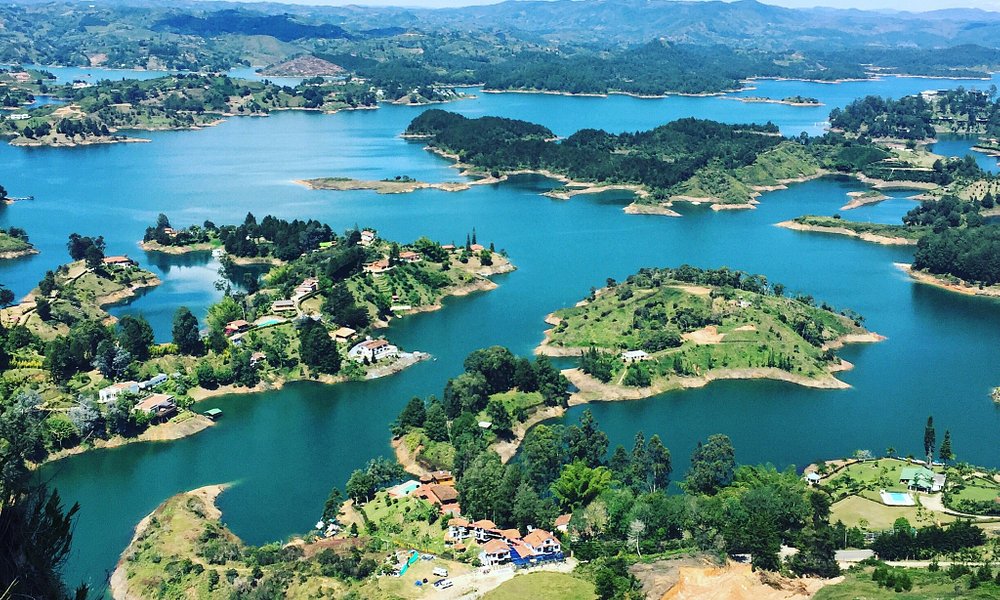 colombia tourism guatape