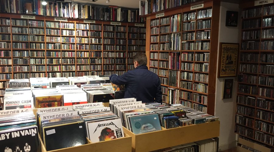 Digging the crates
