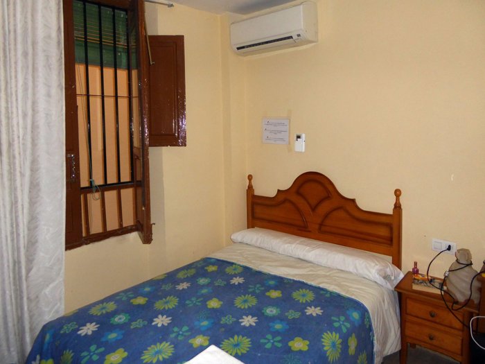 Imagen 7 de Hostal Zacatin