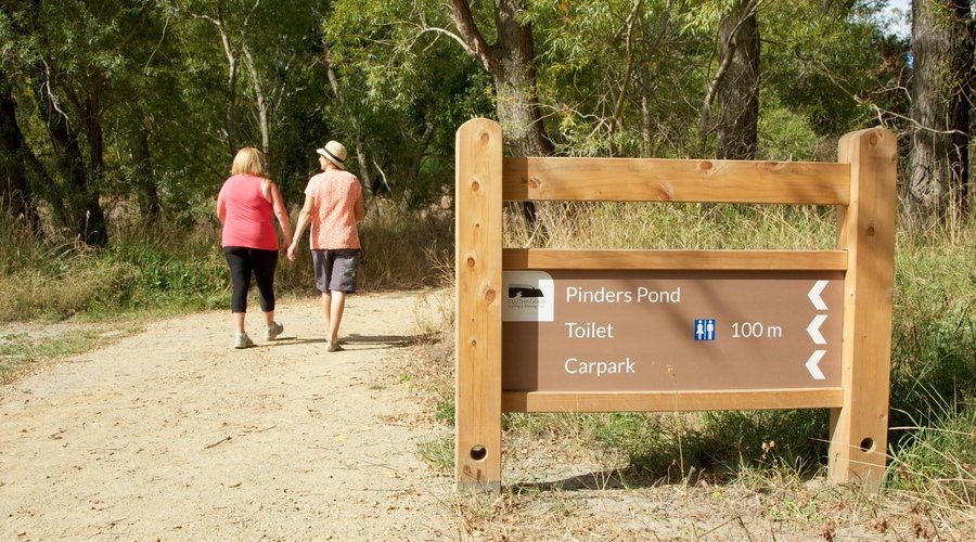 There is fantastic signage and access to facilities along the length of the Clutha Gold Trail.