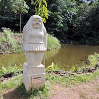 Estátua do curupira