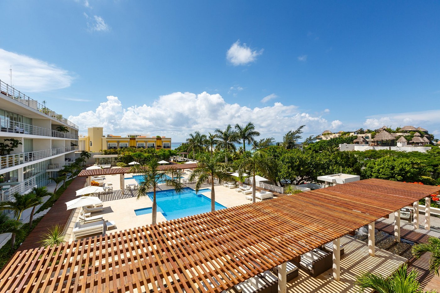 magia beachside condo playa del carmen