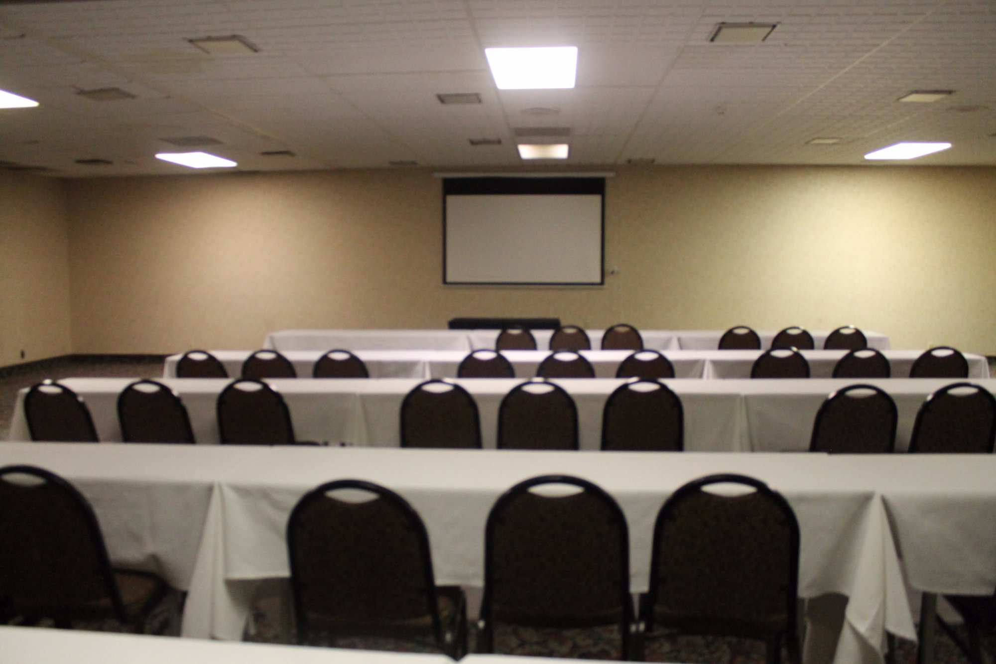 Hotel photo 15 of Clarion Inn & Conference Center.