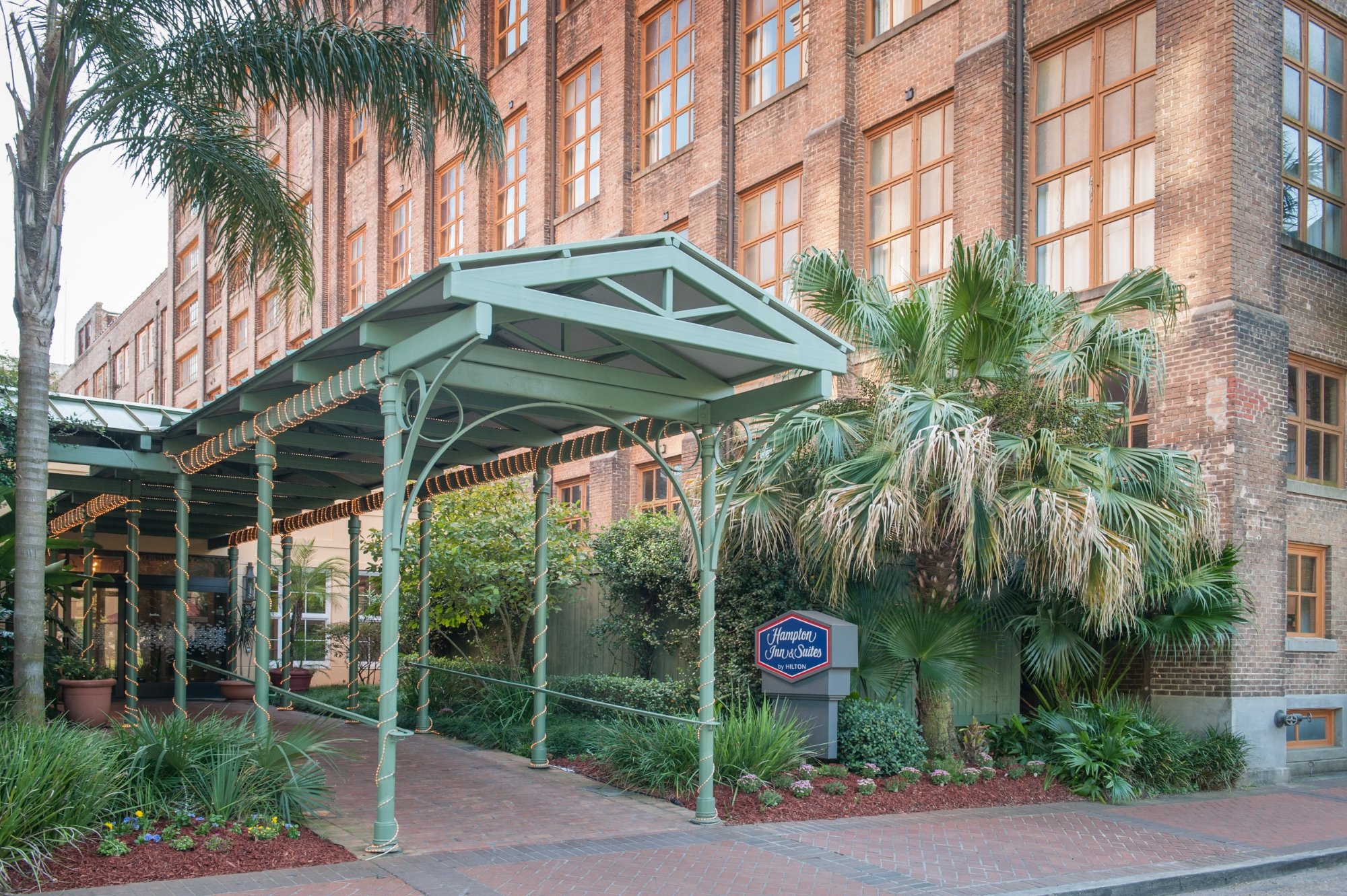 Hotel photo 76 of Hampton Inn & Suites New Orleans-Convention Center.