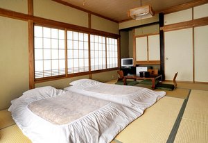 Room & Suite