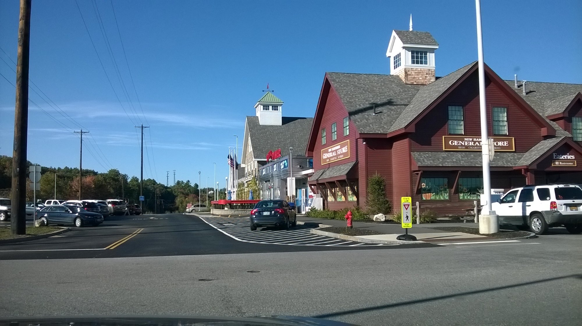 NEW HAMPSHIRE STATE LIQUOR STORE SAFETY REST STOP Hooksett Tutto   New Hampshire State Liquor 