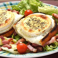Salade de Chèvre chaud