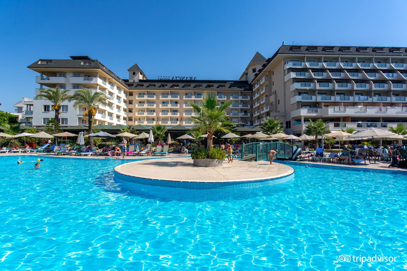 Конаклы алания турция отели 5 звезд. MC arancia 5 Турция. Отель m.c arancia Resort Hotel. MC arancia Resort Hotel 5 Конаклы. Турция отель Арансия 5 звезд Алания.