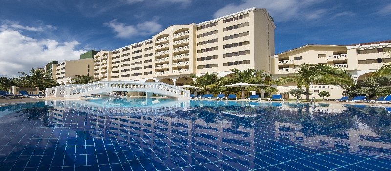 VALENTIN QUINTA AVENIDA - Prices & Hotel Reviews (Havana, Cuba)