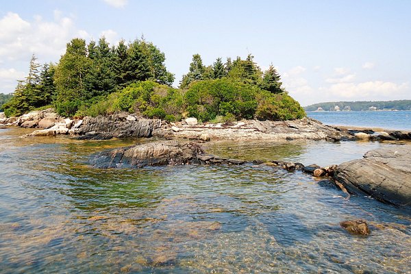 Katie Wanders : Boothbay Harbor, Maine