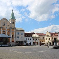 Chiesa e piazza