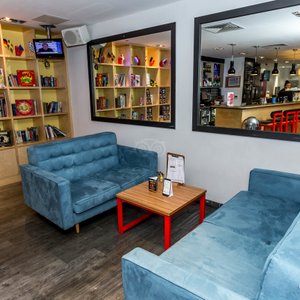Lobby Bar & Cafe at the YHA London Central
