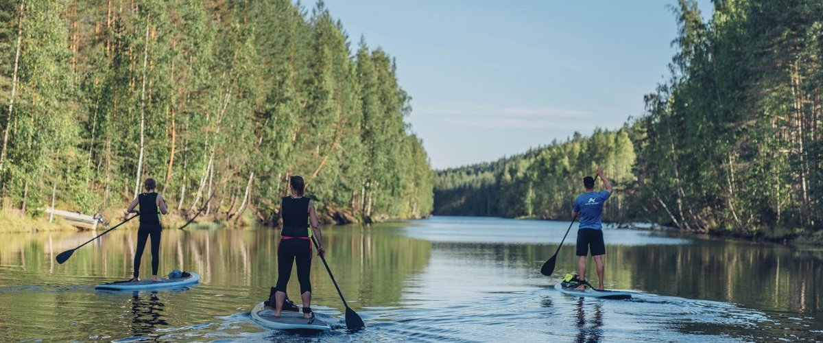Enjoying the SUP-Höytiäinen course