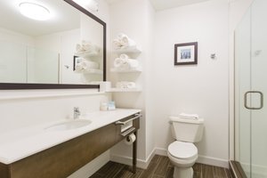 Room & Suite
