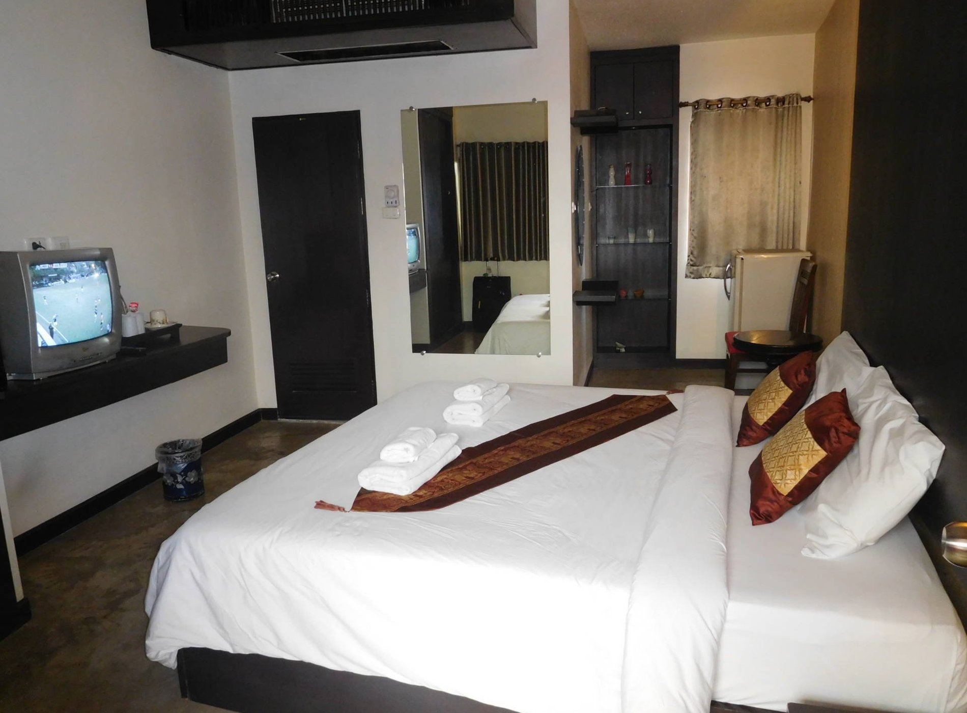 Tawan Court Hotel by null