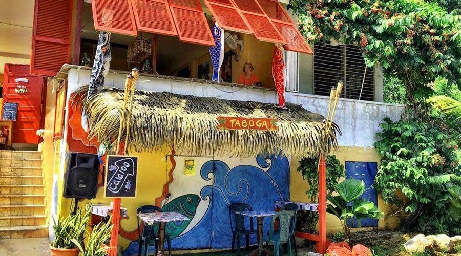 Calaloo Beach Restaurant - Seaview; beachview & fresh ocean breezes 