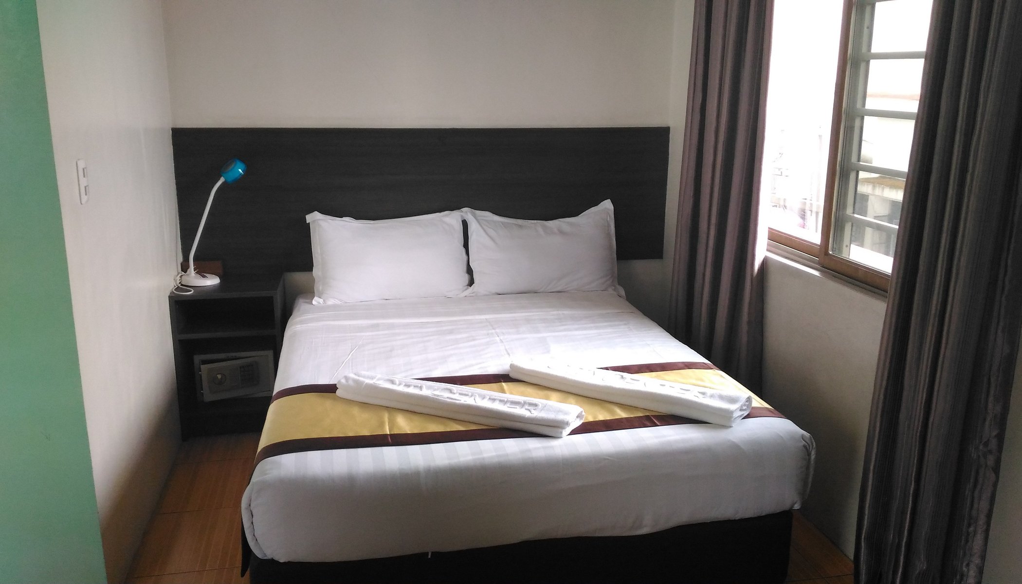 City Center Hotel by null