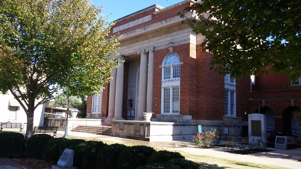 We're Open – Abbeville Memorial Library