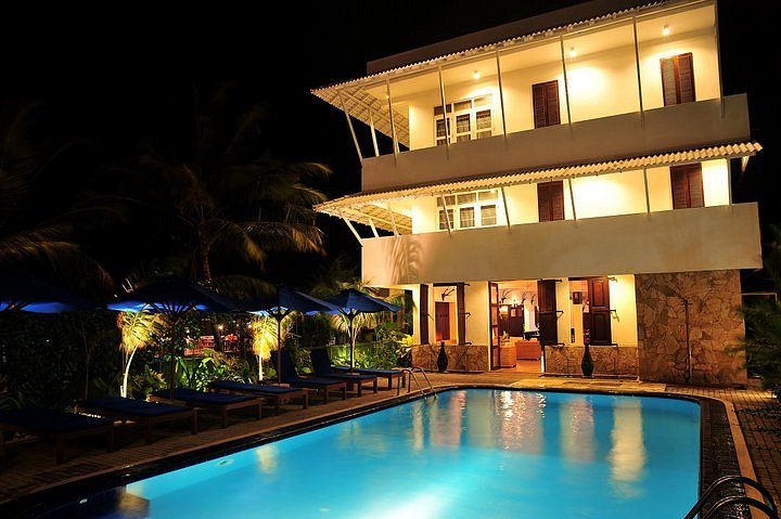 St. Lachlan Hotel and Suites, hotel in Negombo
