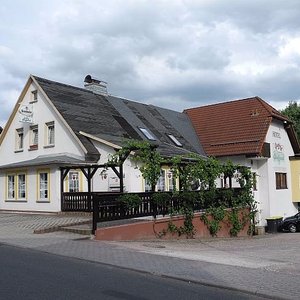 Hotel/Restaurant mit Aussenterrasse