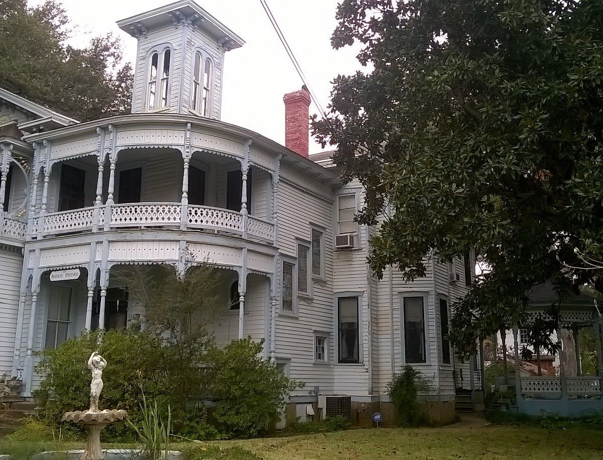 bowers mansion tours