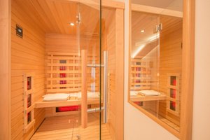 Room & Suite