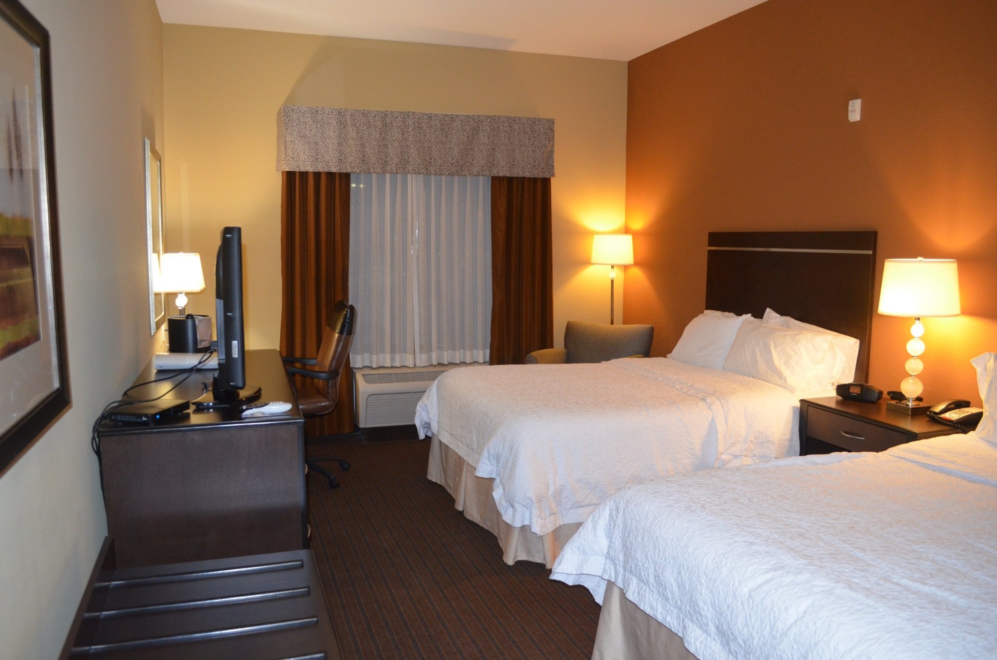 HAMPTON INN SUITES PUEBLO NORTH Updated 2022 CO   Room With Twin Beds 